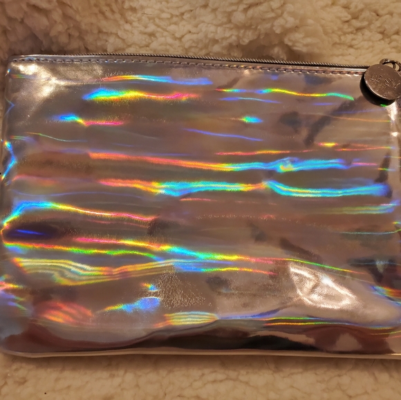 NEW Ipsy August 2020 Glambag Makeup Holographic NWOT - Picture 2 of 7